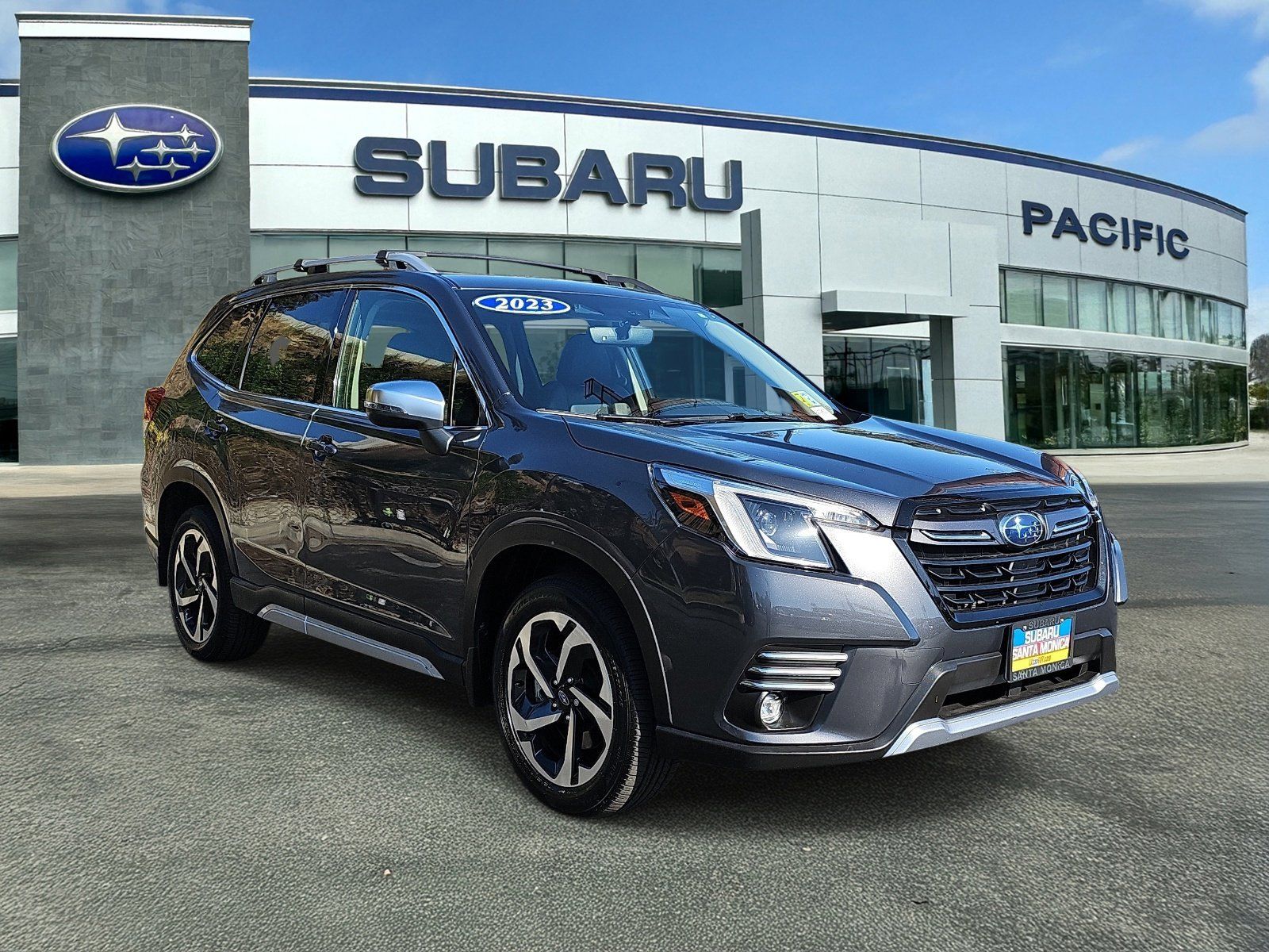 2023 Subaru Forester Touring's photo