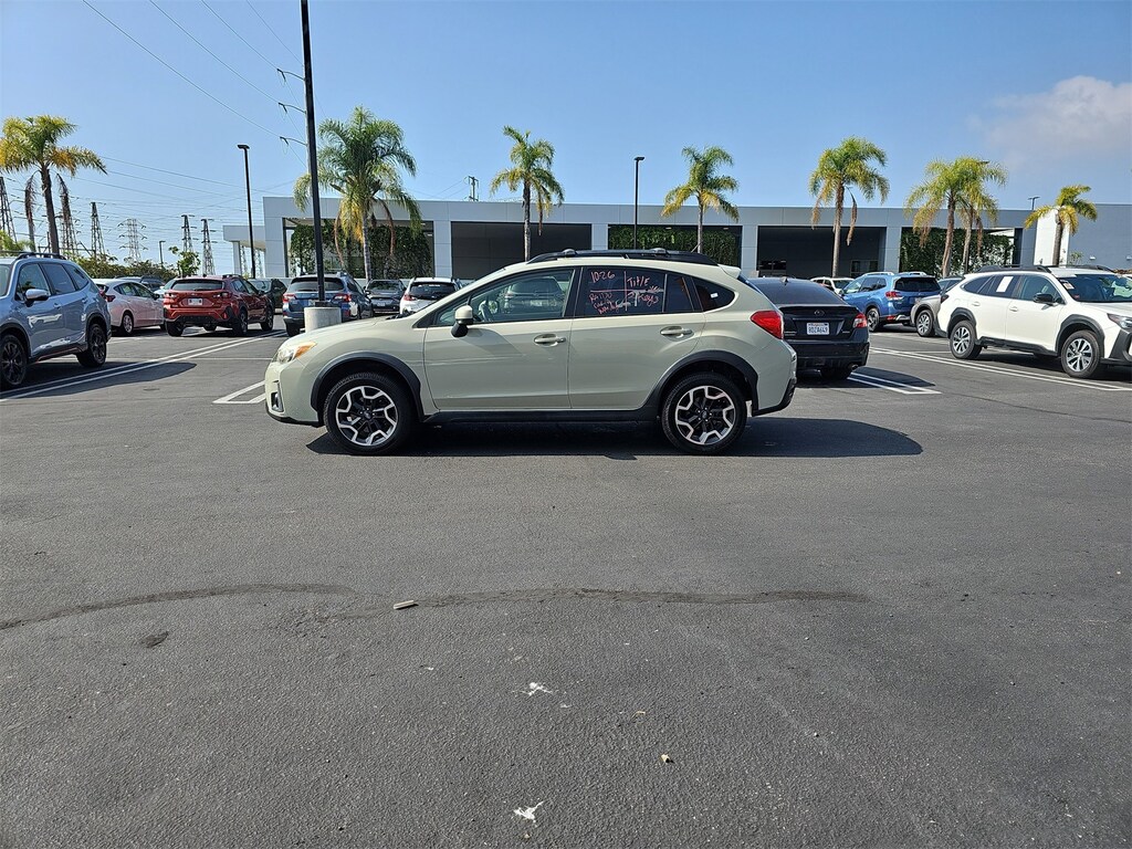 Used 2017 Subaru Crosstrek 2.0i Premium SUV