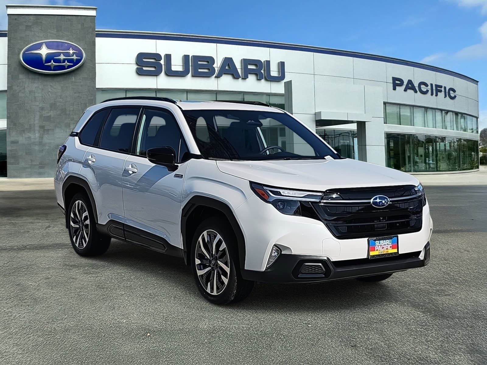 2025 Subaru Forester Touring's photo