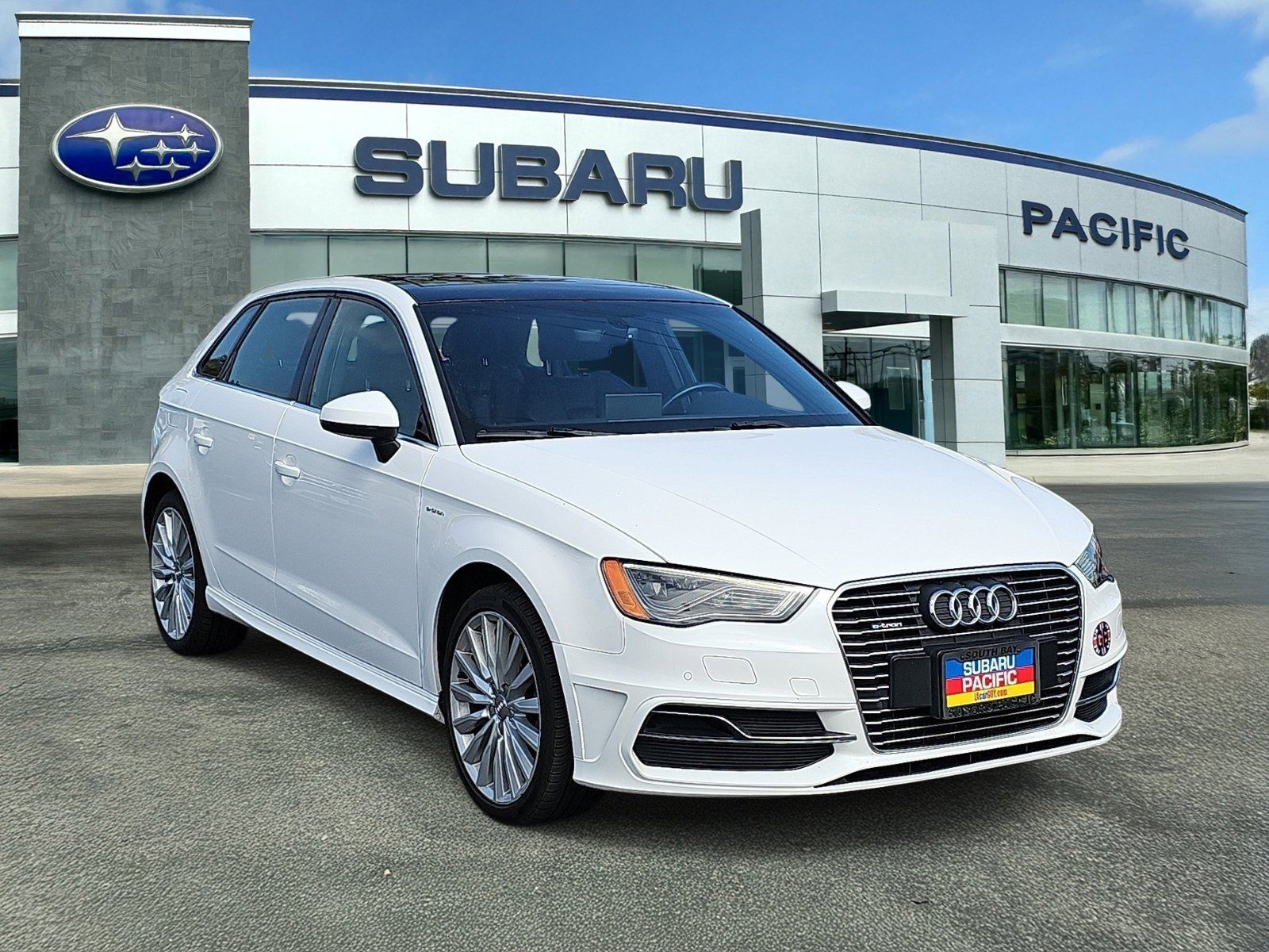 2016 Audi A3 Sportback e-tron Premium Plus