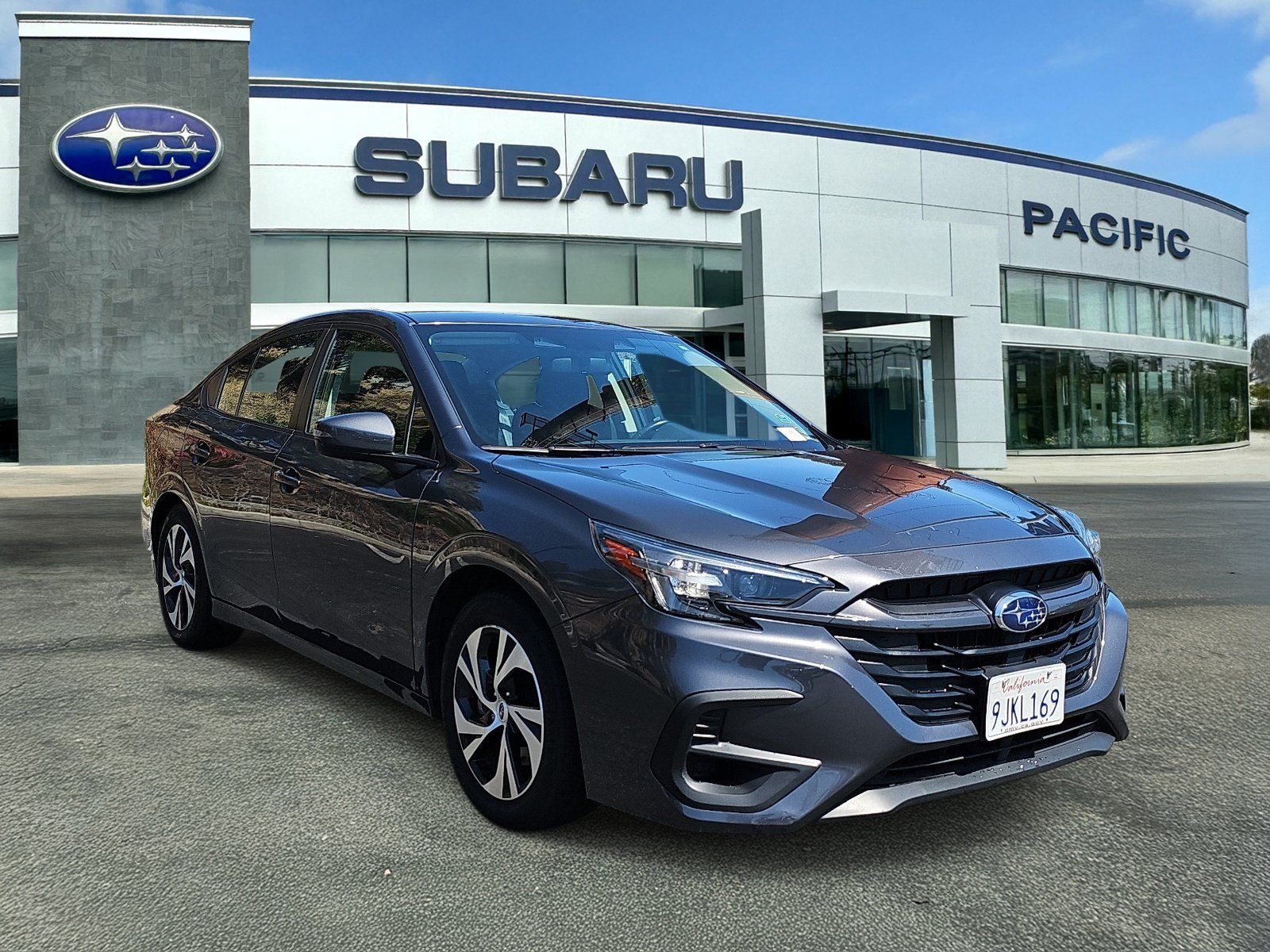 2024 Subaru Legacy Premium's photo