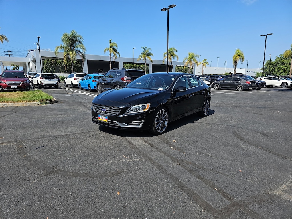 2015 Volvo S60 T5 Platinum photo 3