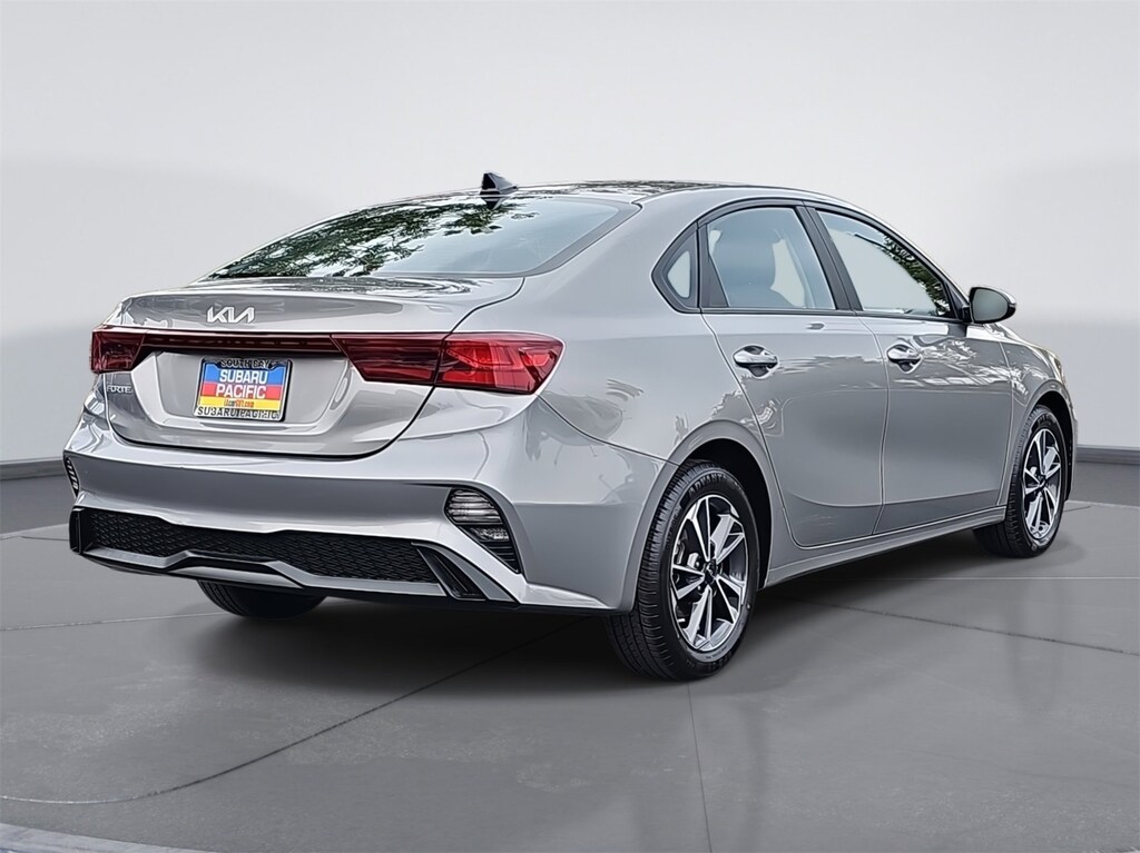 Used 2023 Kia Forte LXS Sedan