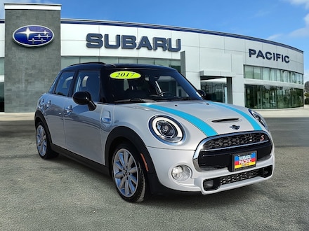 2017 MINI Cooper S Base Hatchback