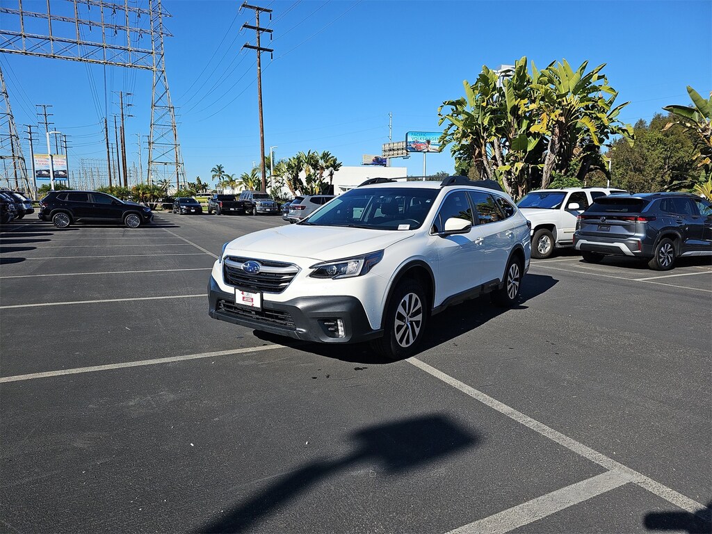 Used 2022 Subaru Outback Premium SUV
