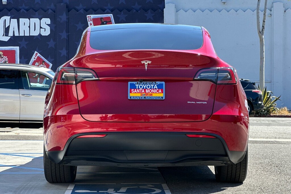 Used 2024 Tesla Model Y Long Range SUV