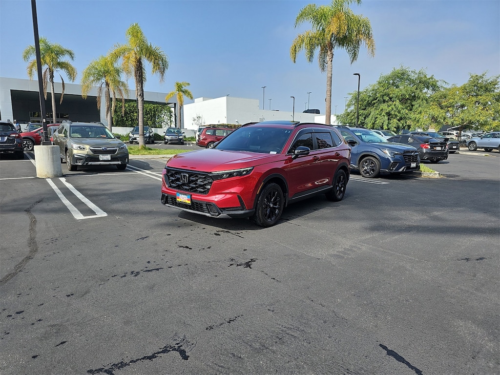2023 Honda CR-V Hybrid Sport photo 2