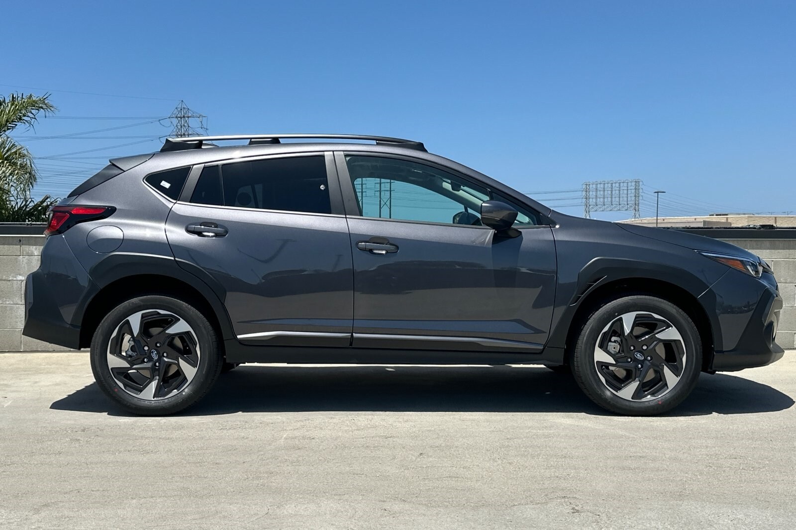 2025 Subaru Crosstrek Limited photo 3
