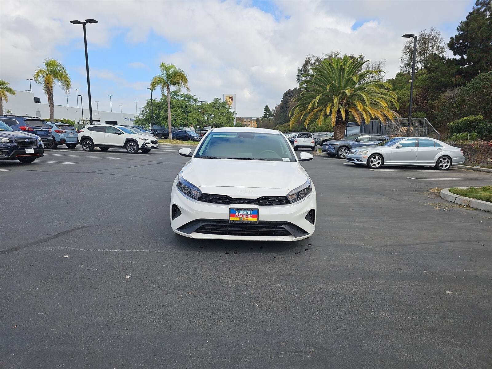 2023 Kia Forte LXS photo 2