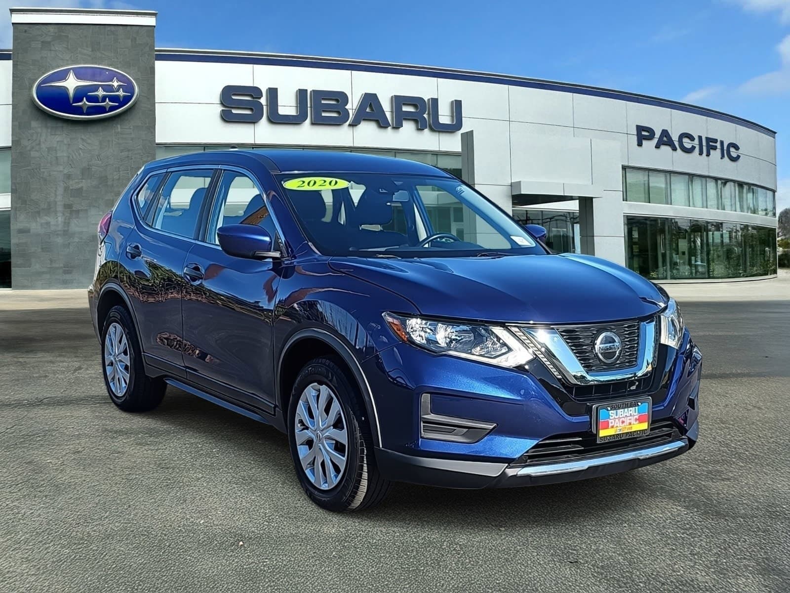 2020 Nissan Rogue S's photo