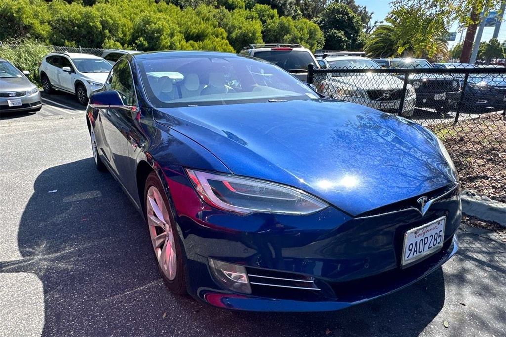 Used 2017 Tesla Model S 100D with VIN 5YJSA1E24HF220907 for sale in Hawthorne, CA