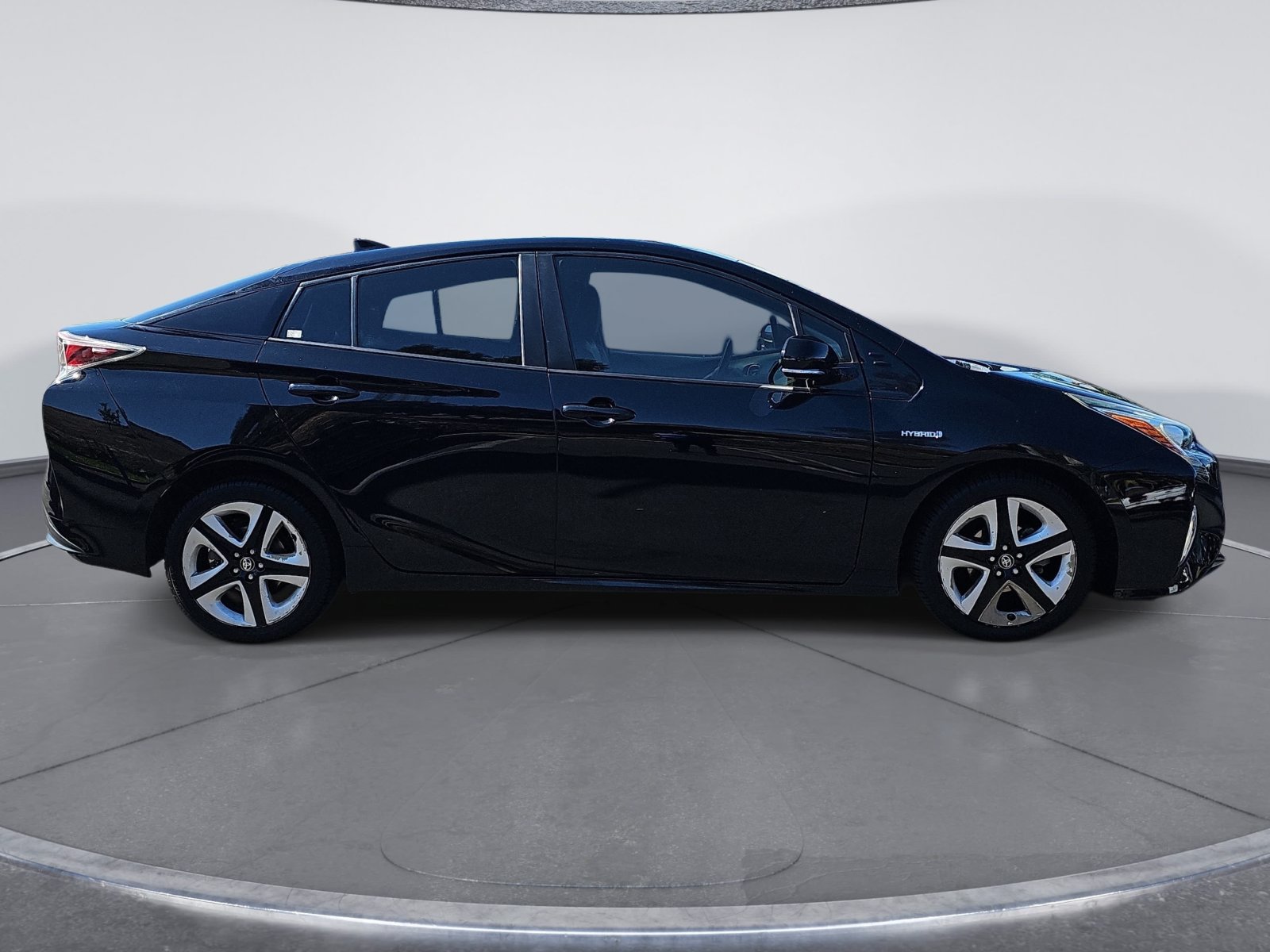 Used 2017 Toyota Prius Three with VIN JTDKARFU8H3531381 for sale in Hawthorne, CA