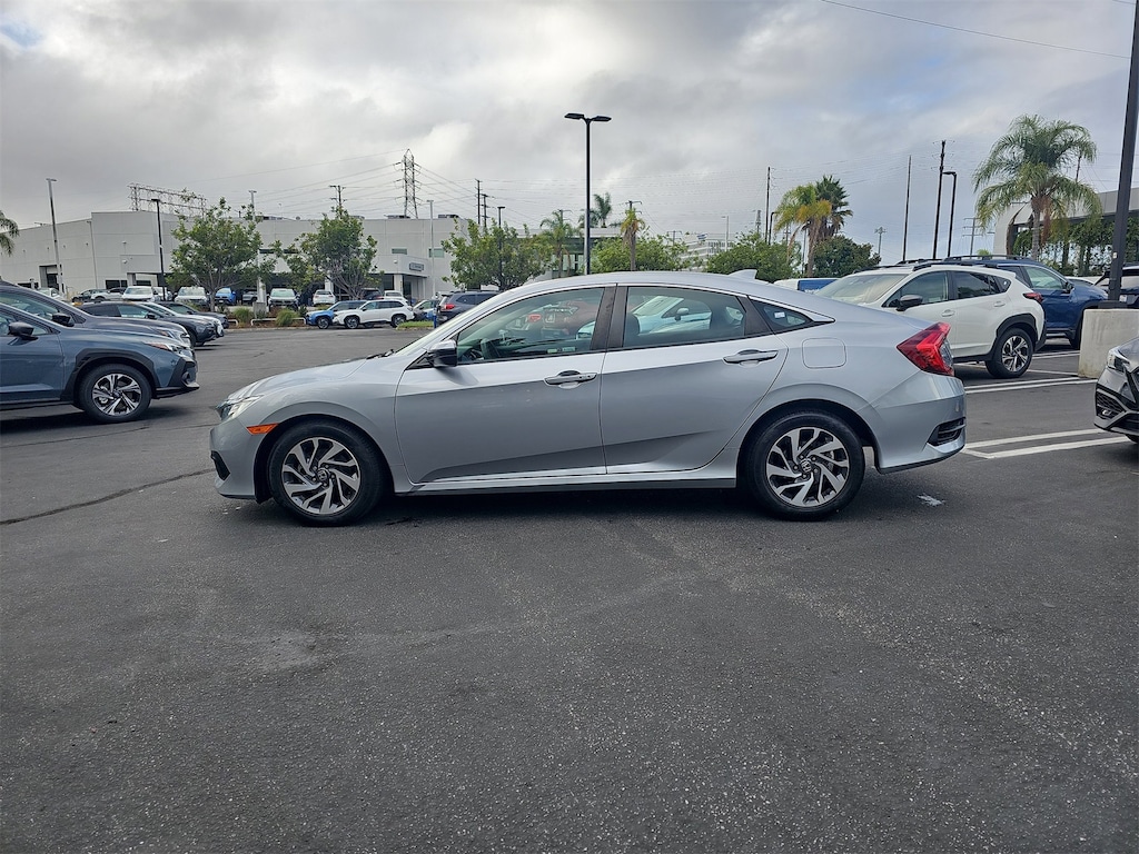 2018 Honda Civic EX photo 4
