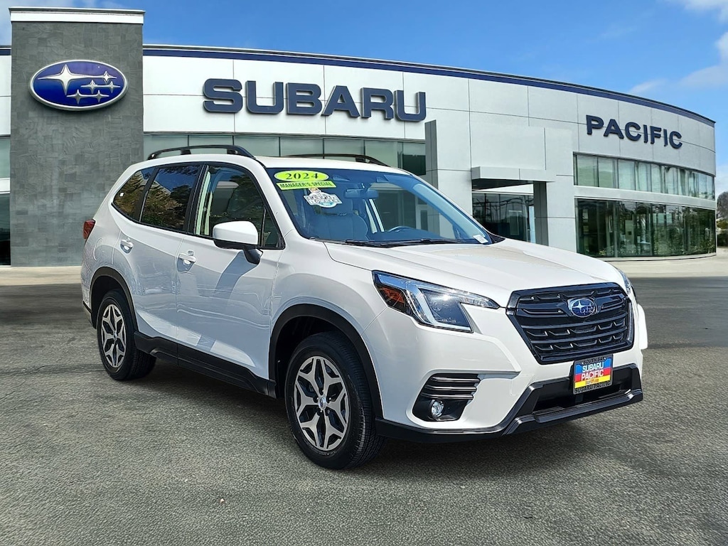 Used 2024 Subaru Forester Premium SUV