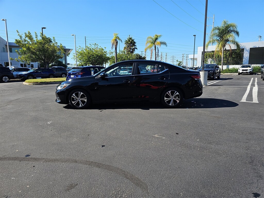 2022 Nissan Sentra SV photo 4