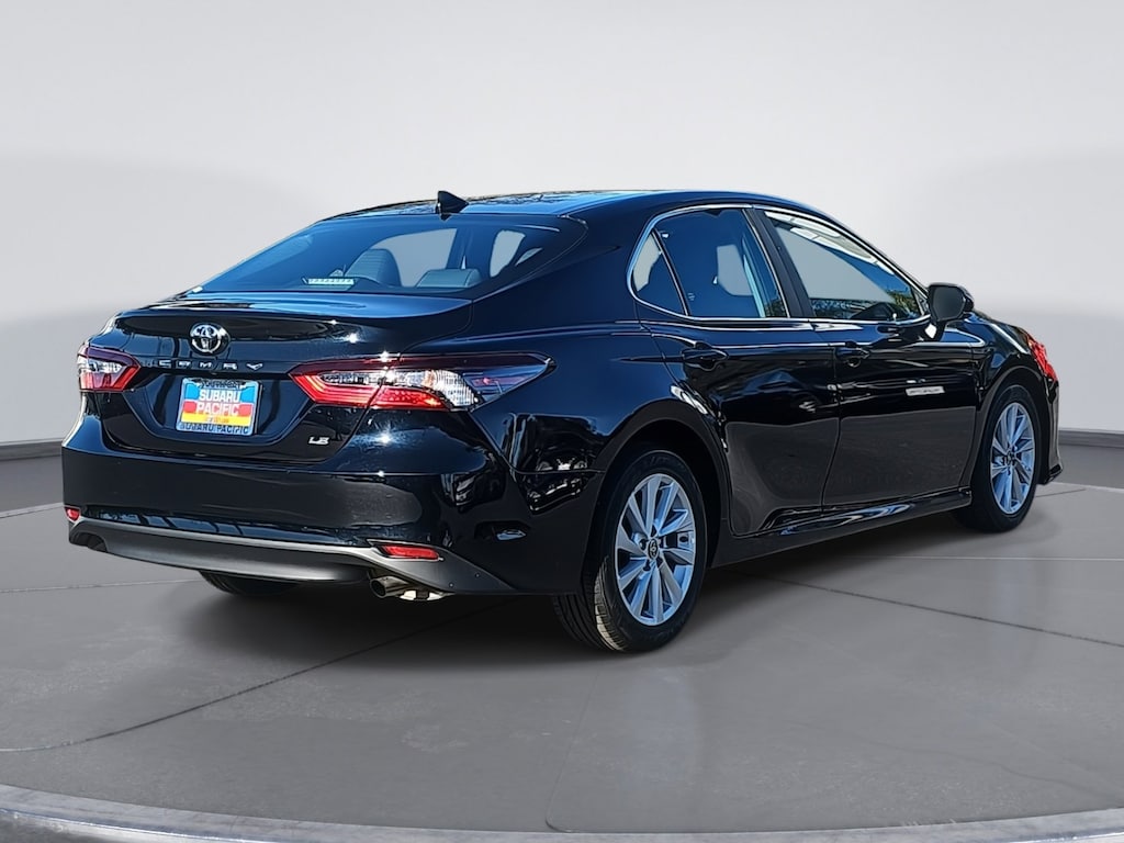 Used 2022 Toyota Camry LE Sedan