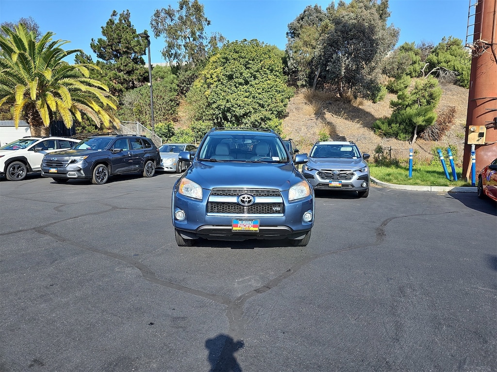 2012 Toyota RAV4 Limited photo 2