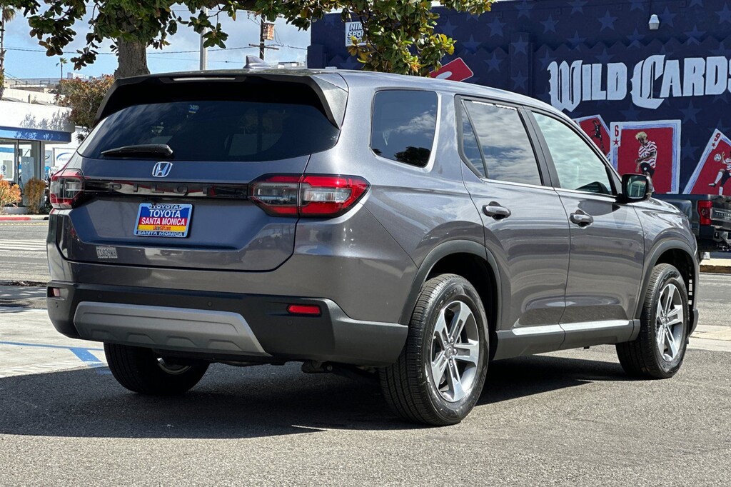 Used 2025 Honda Pilot EX-L SUV