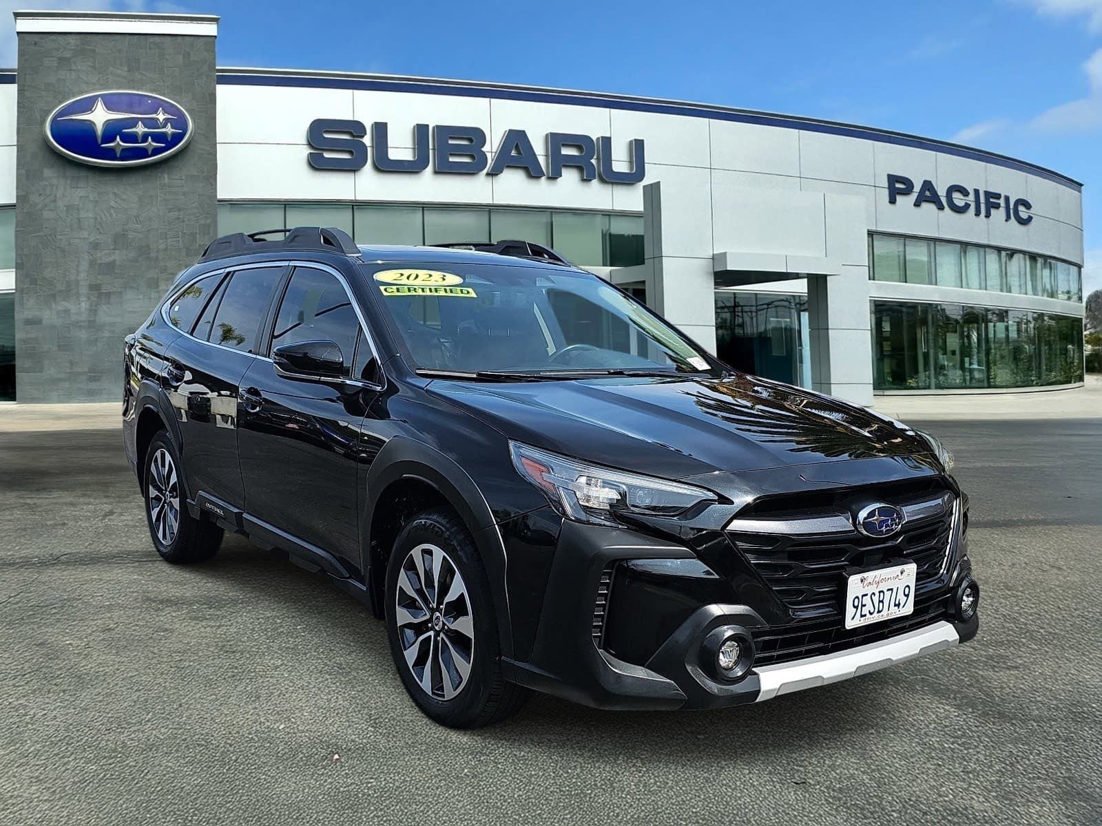 2023 Subaru Outback Limited XT's photo