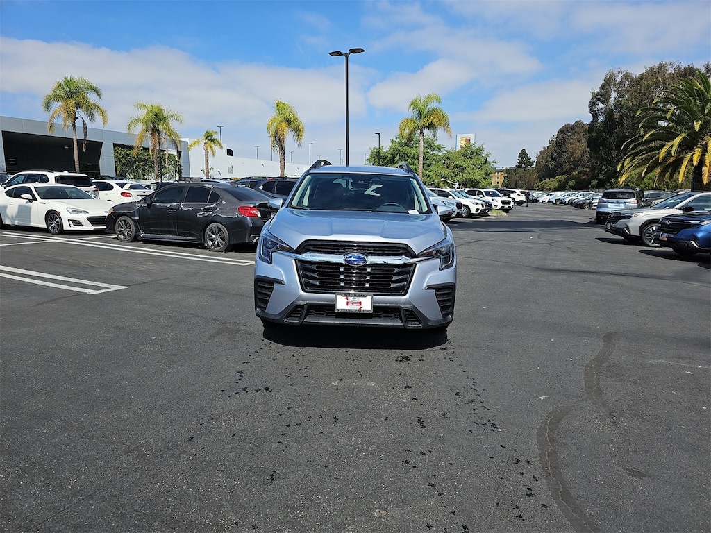 2023 Subaru Ascent Premium photo 2