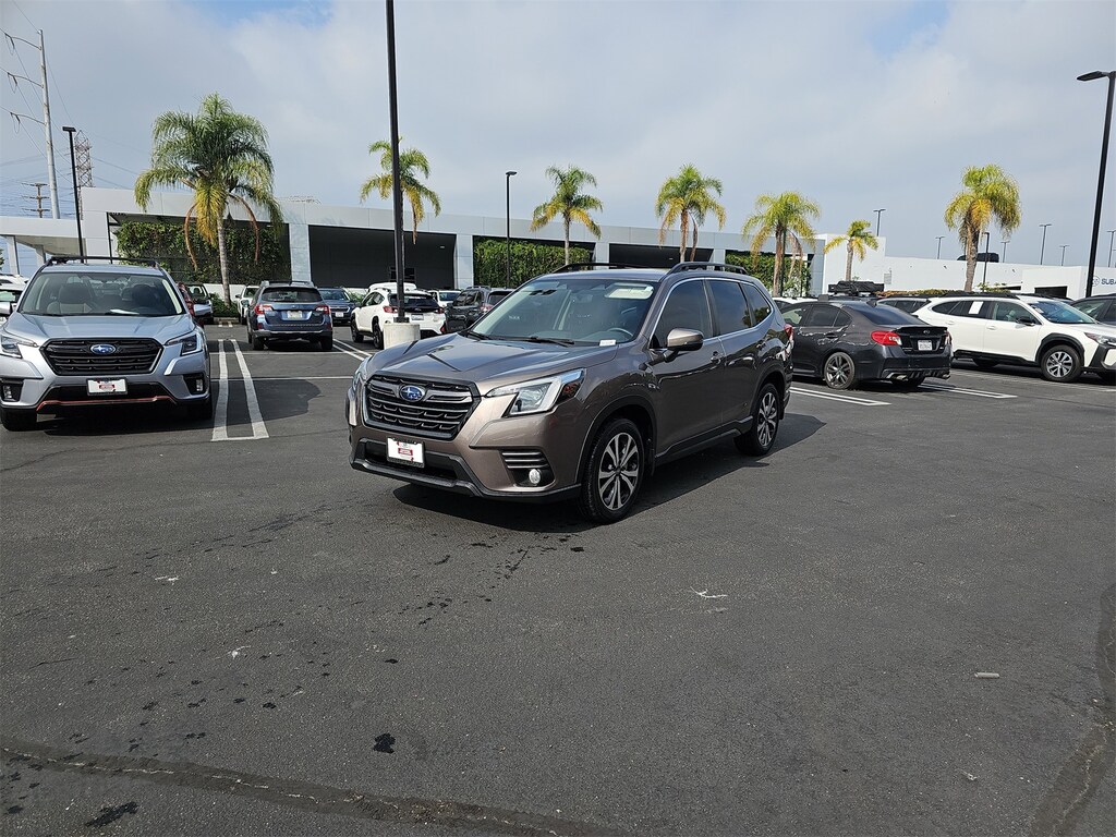 Used 2023 Subaru Forester Limited SUV