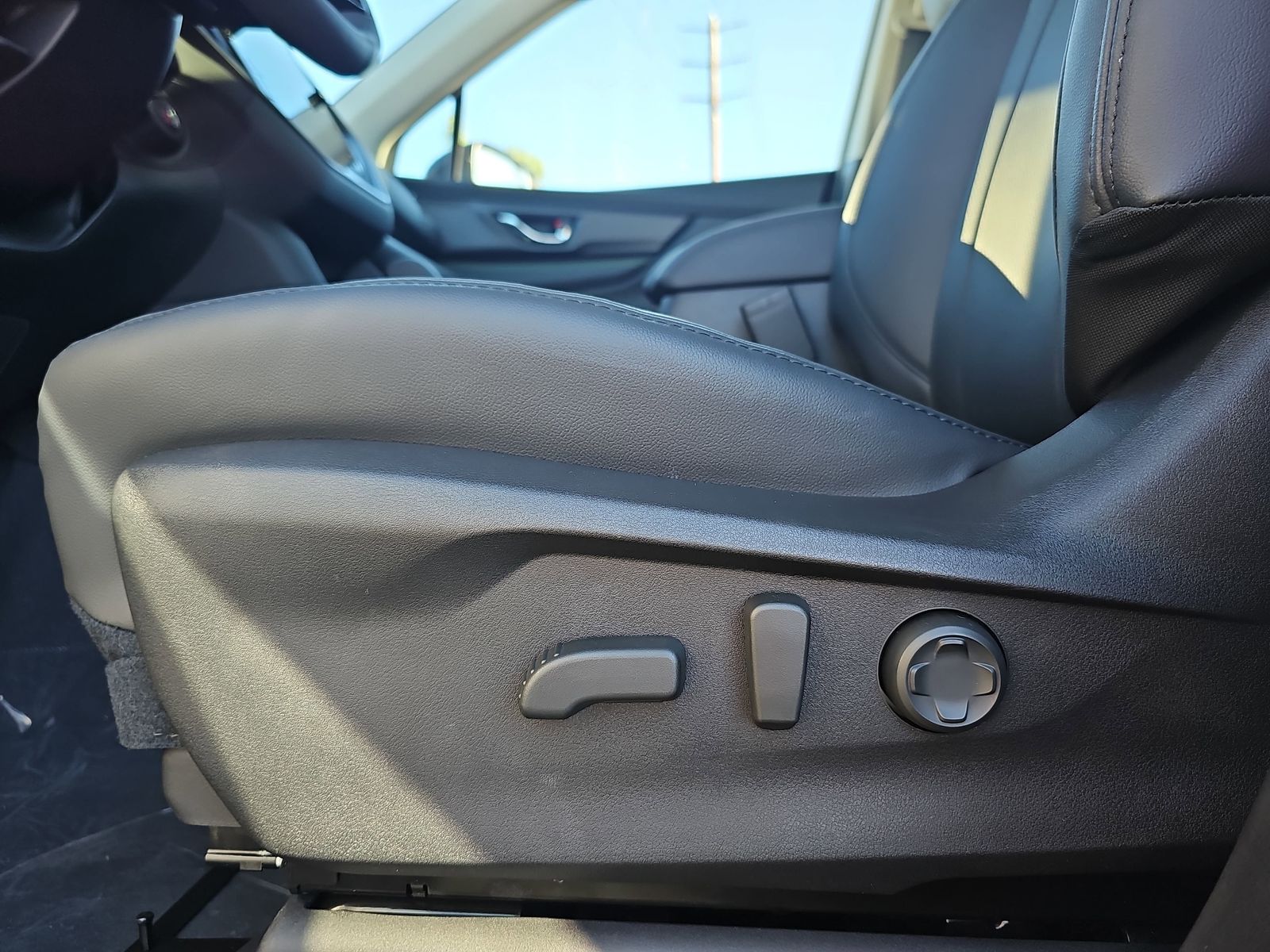 2026 Subaru Ascent Onyx Edition-Touring - Photo 32