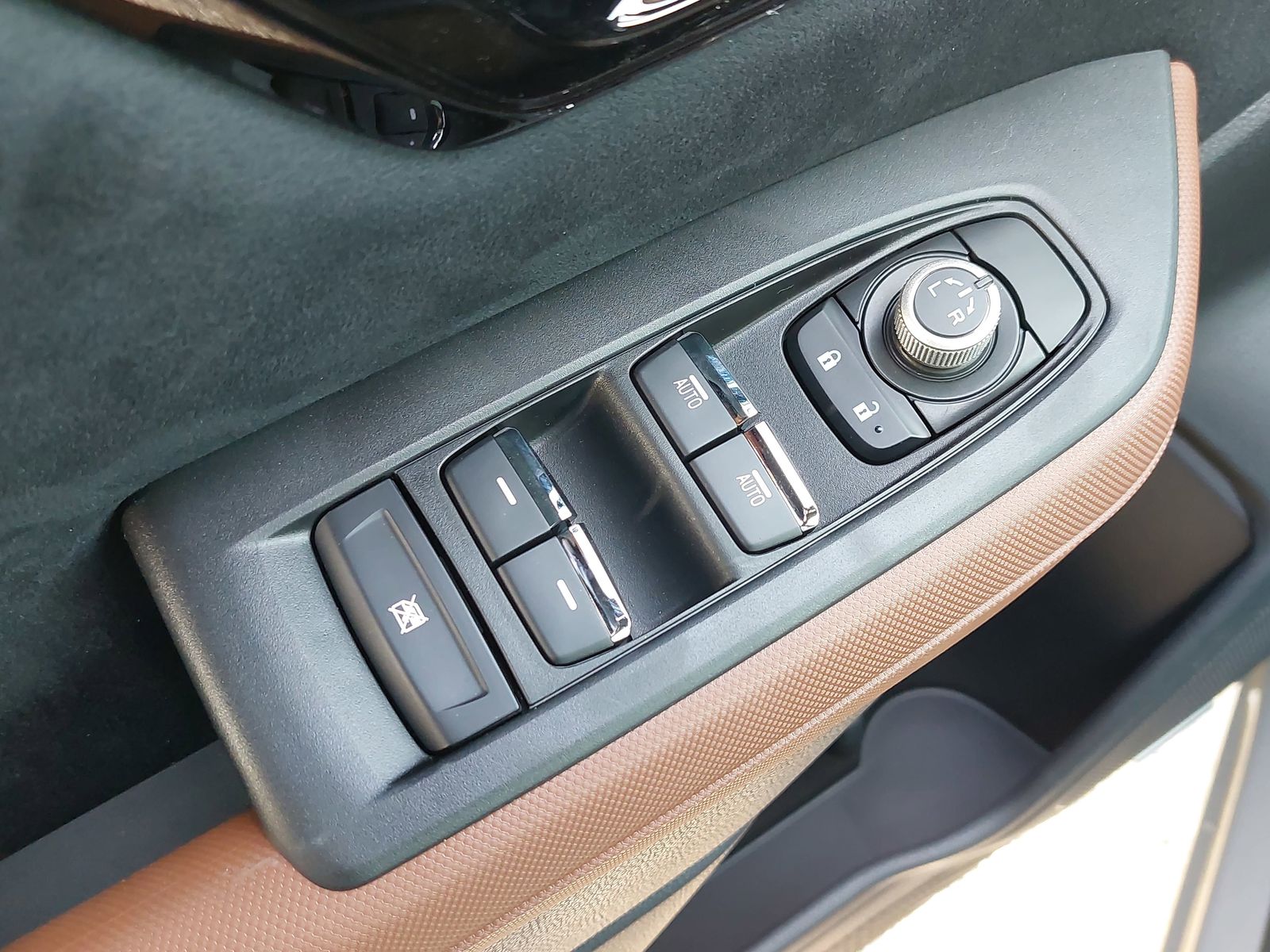 2026 Subaru Forester Touring - Photo 29