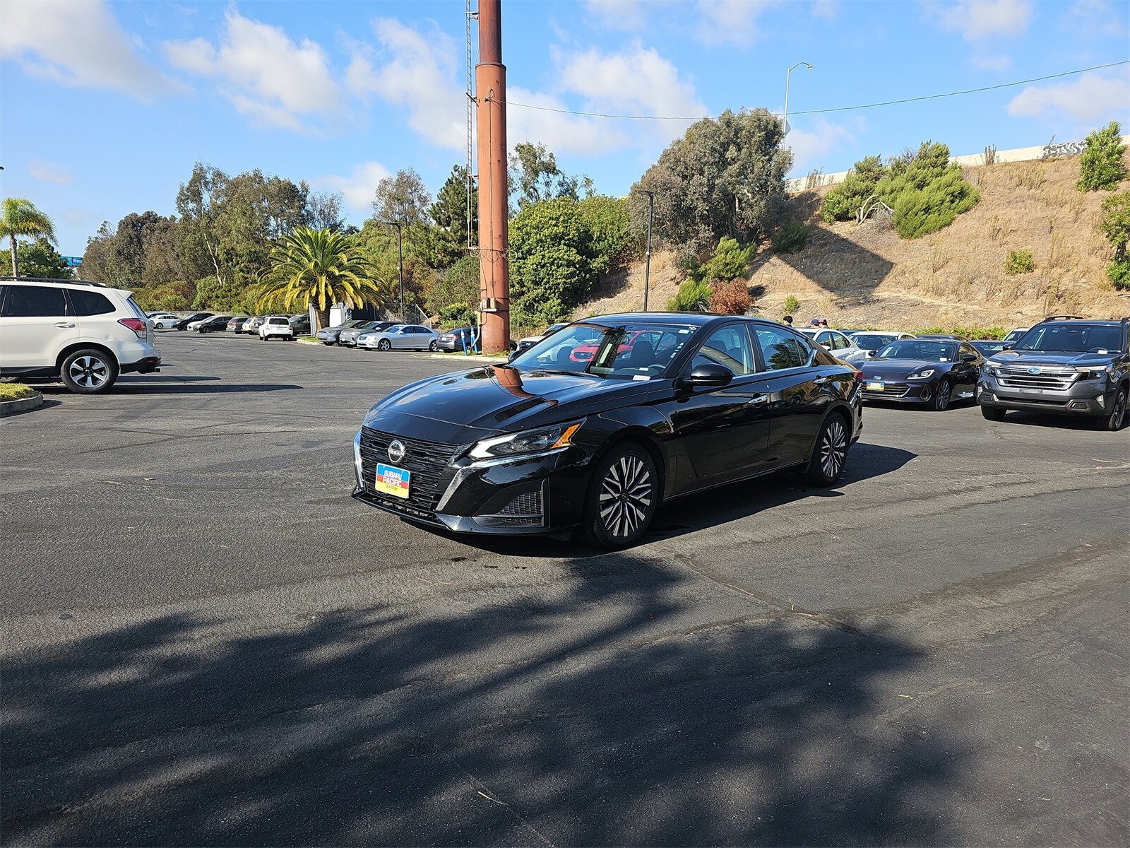 2023 Nissan Altima 2.5 SV photo 3