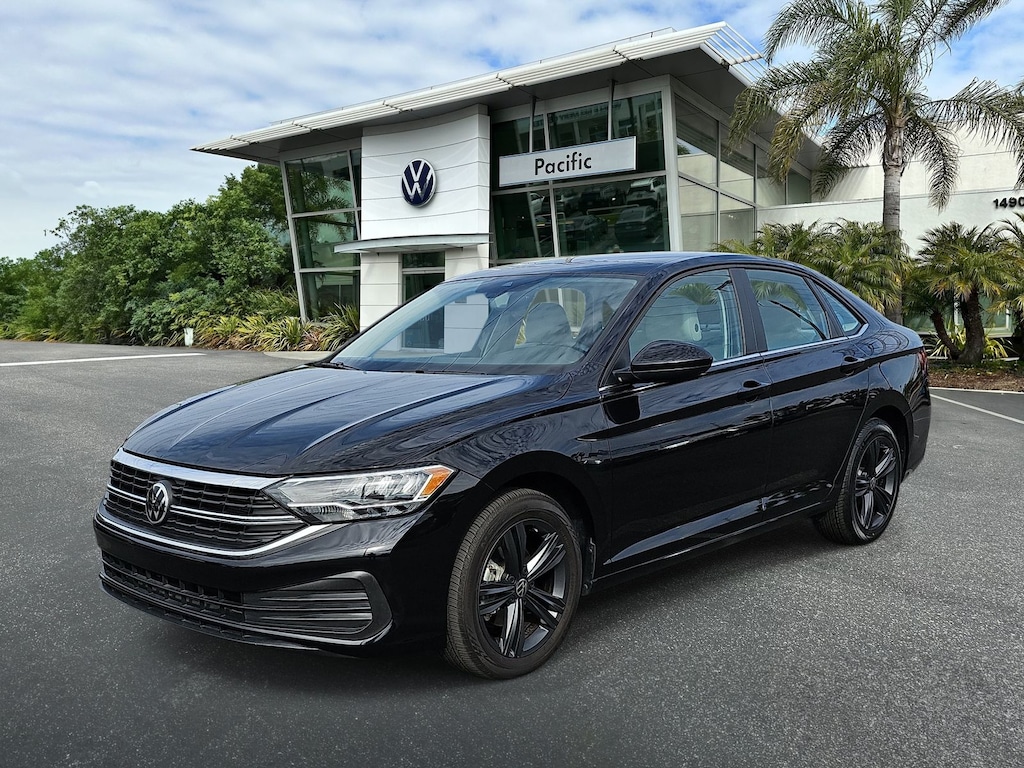 Used 2022 Volkswagen Jetta 1.5T SE Sedan