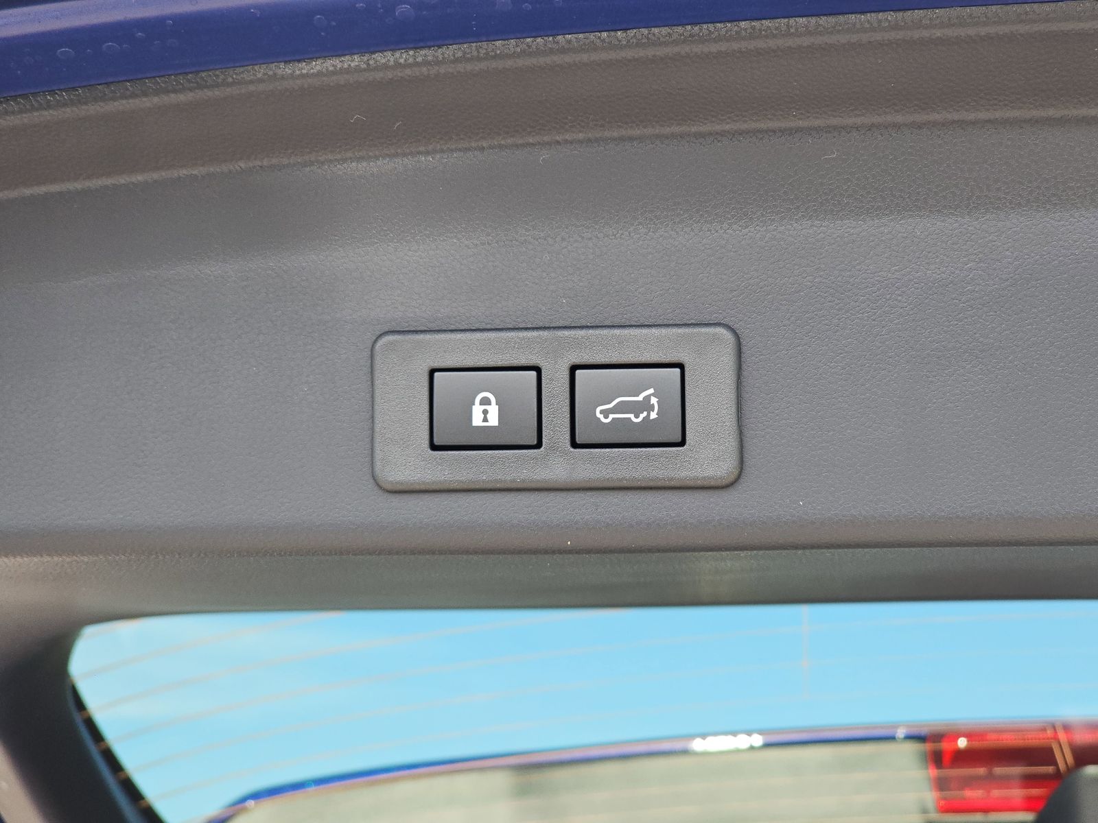 2026 Subaru Ascent Touring - Photo 15