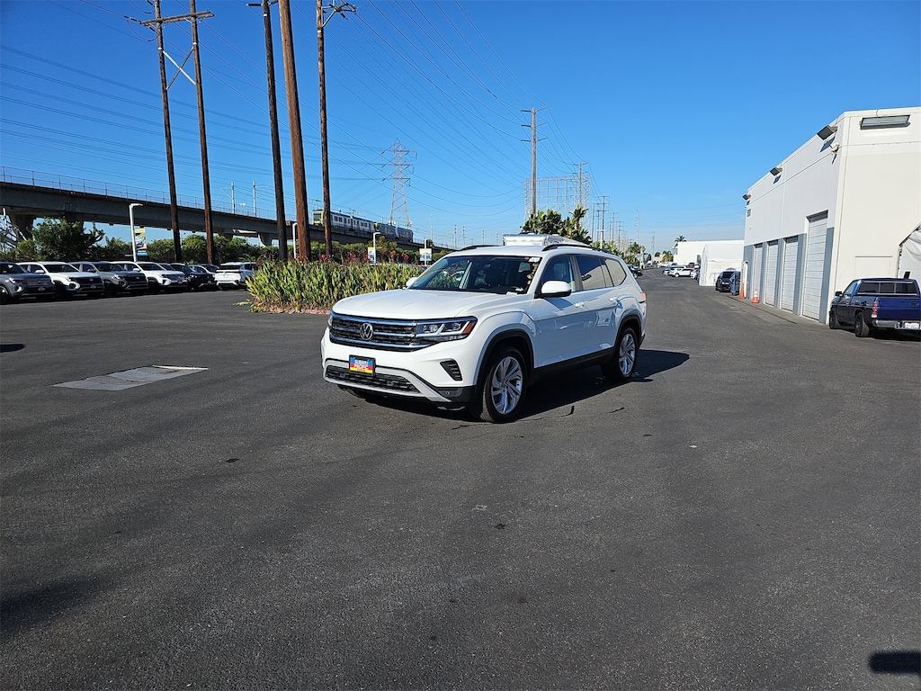 2022 Volkswagen Atlas V6 SE Technology photo 3