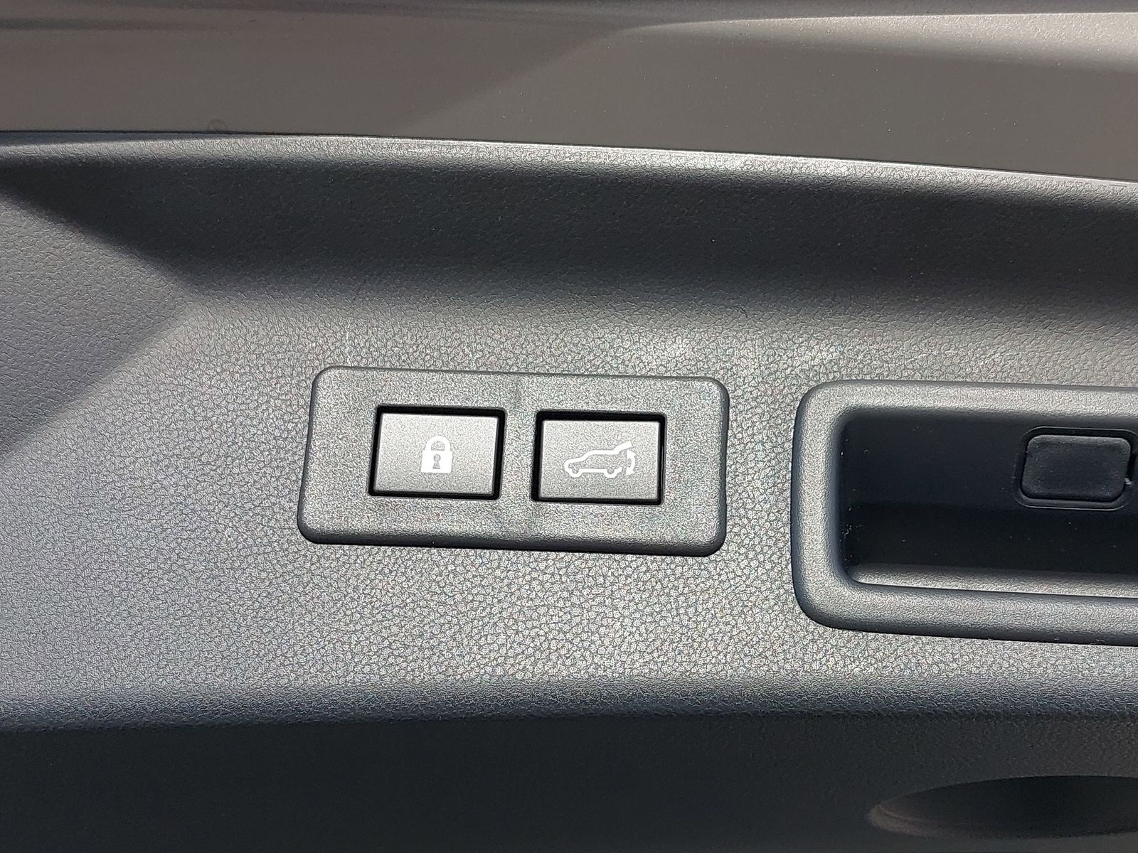 2026 Subaru Forester Touring - Photo 13