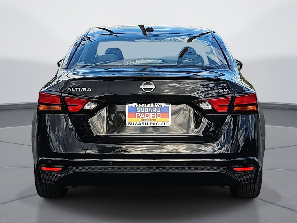 Used 2023 Nissan Altima 2.5 SV Sedan