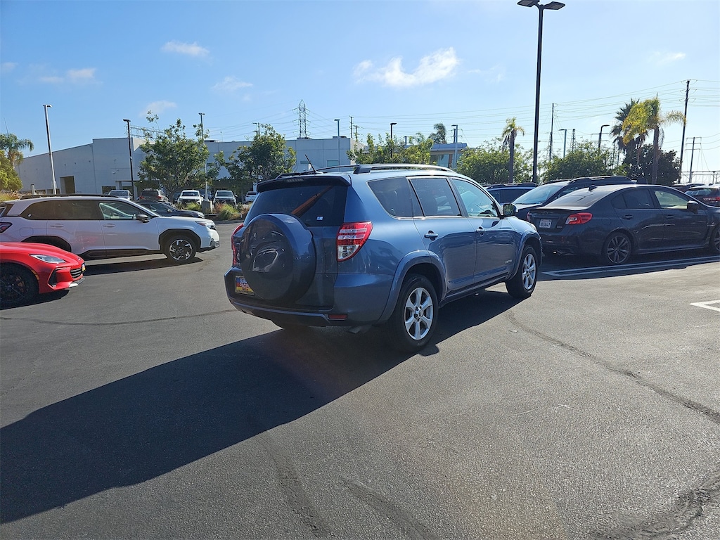 2012 Toyota RAV4 Limited photo 6