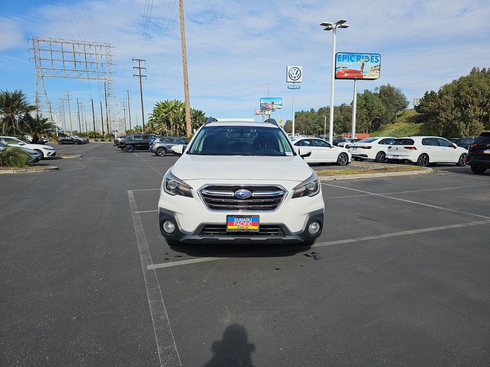Used 2018 Subaru Outback Limited with VIN 4S4BSANC0J3307143 for sale in Hawthorne, CA