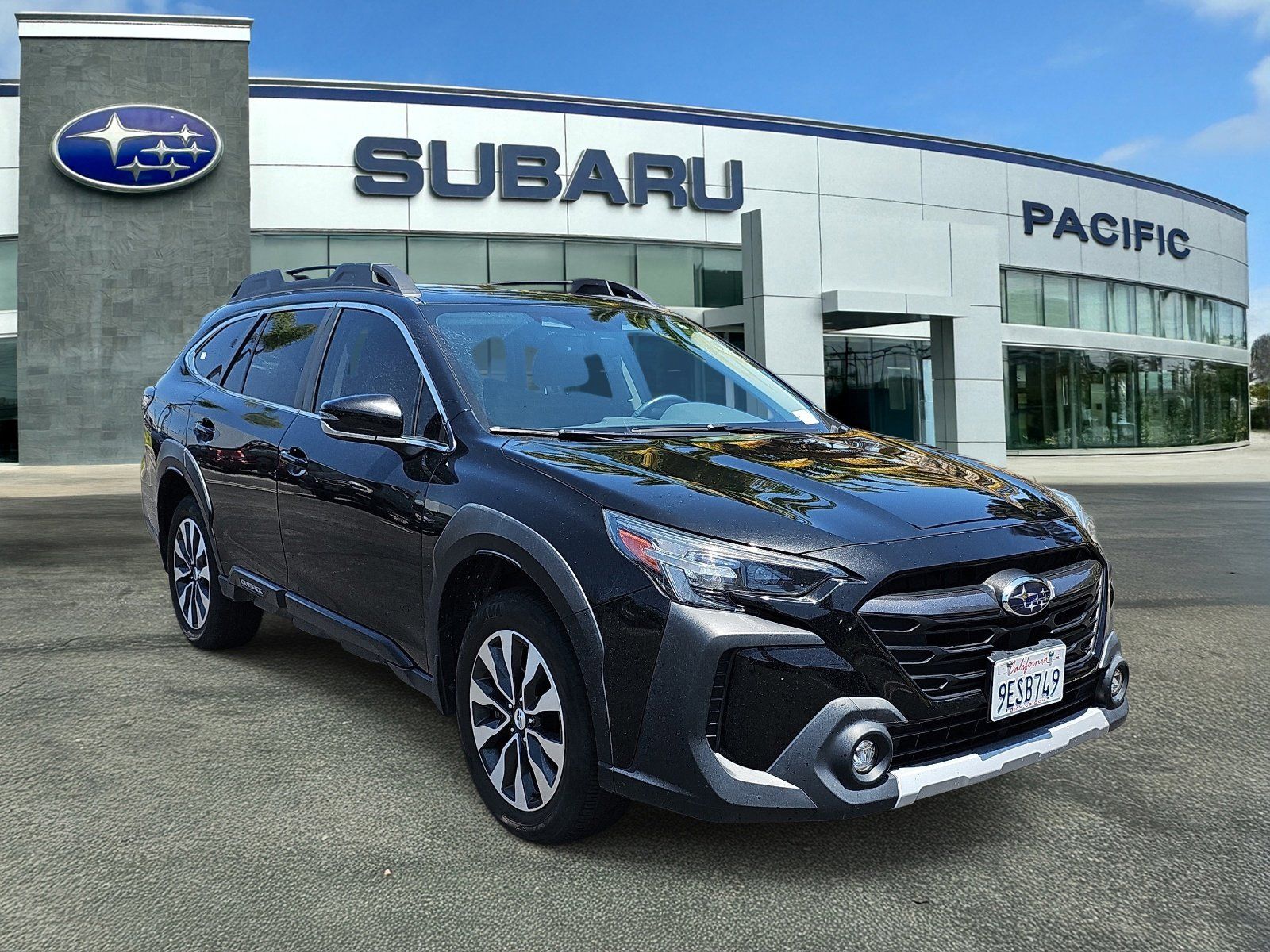 2023 Subaru Outback Limited XT's photo