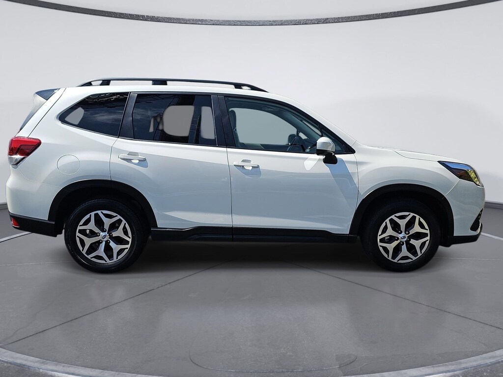 Used 2024 Subaru Forester Premium SUV