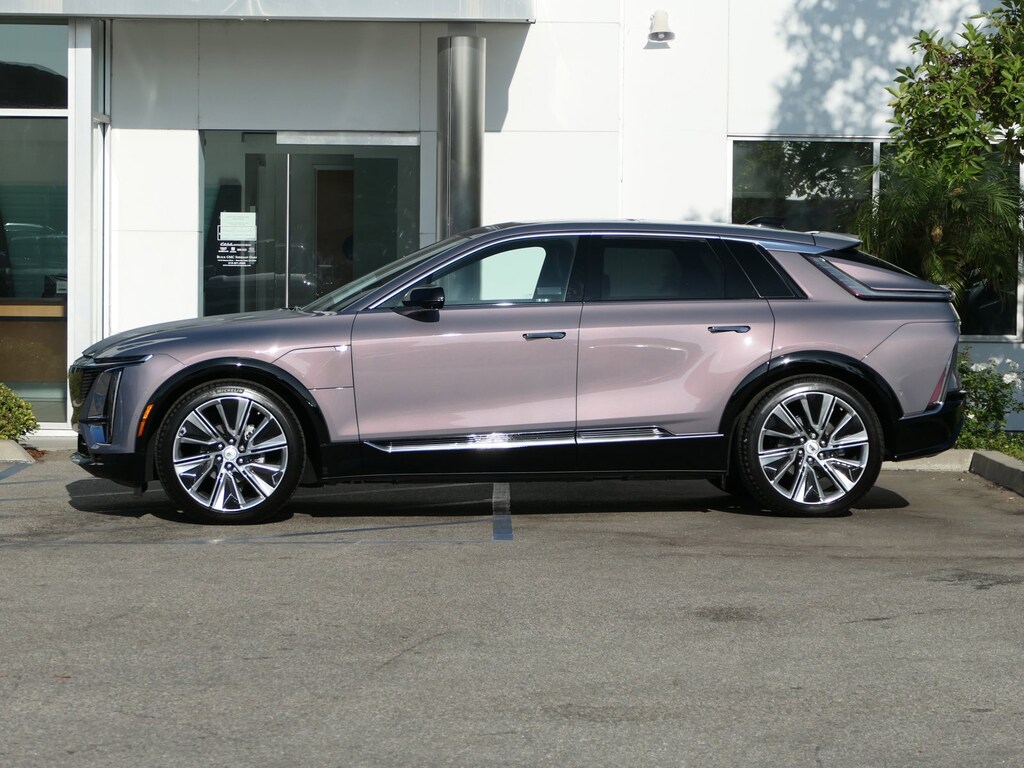 Used 2024 CADILLAC LYRIQ Van Nuys Stock E402948L