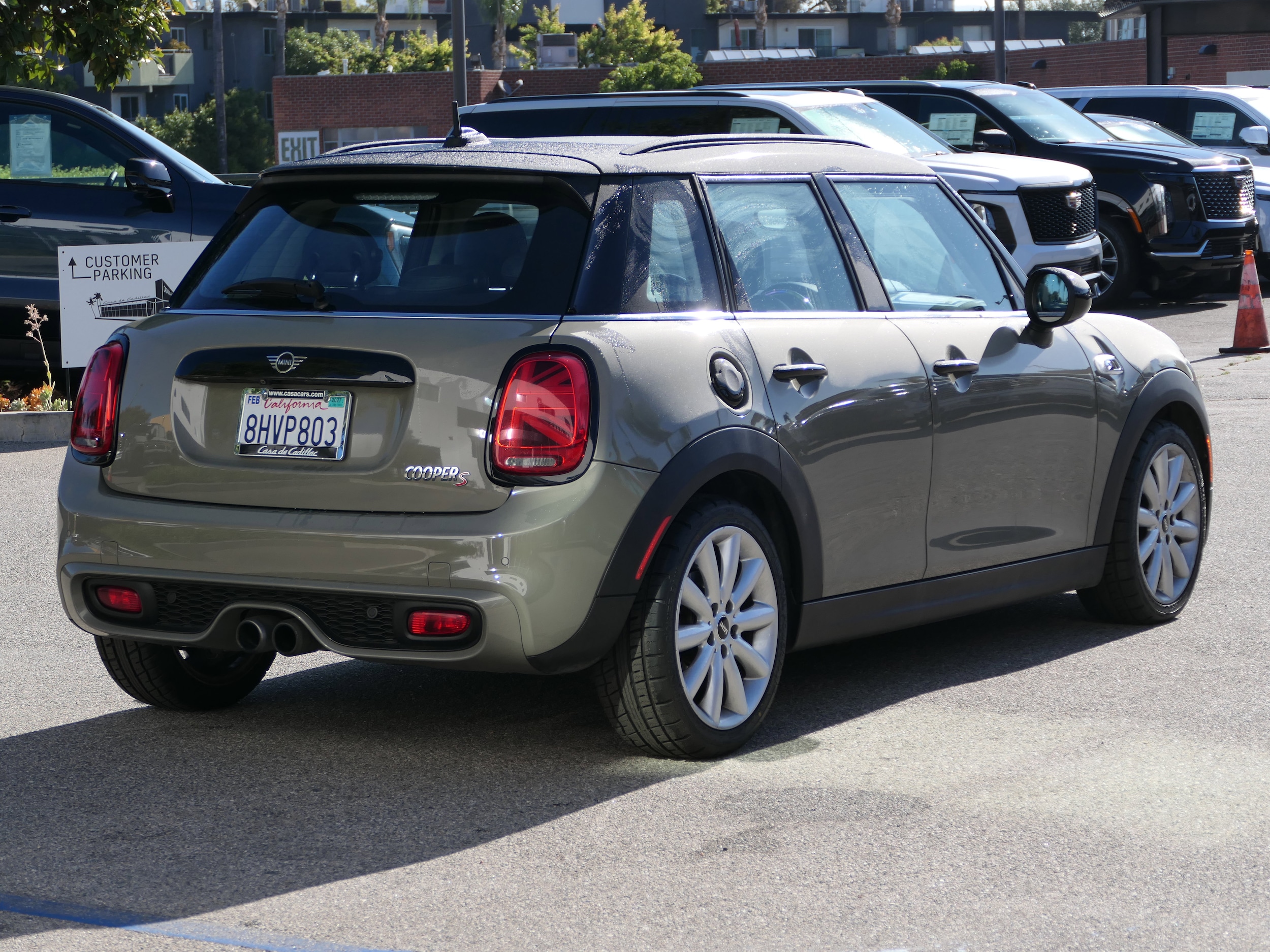2019 MINI Hardtop 4 Door Cooper S photo 5