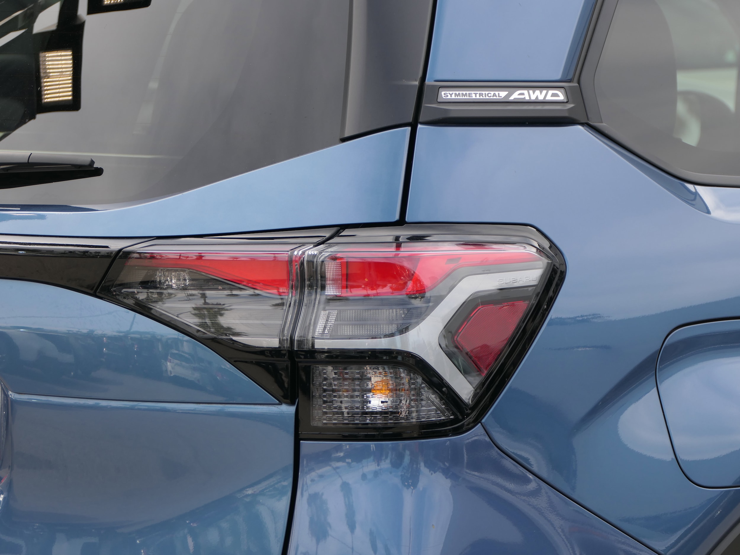 2025 Subaru Forester Premium photo 5