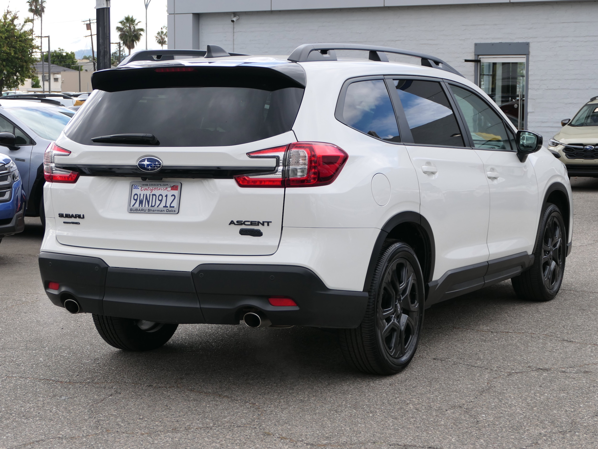 2025 Subaru Ascent Onyx Edition Touring 7-Passenger photo 5