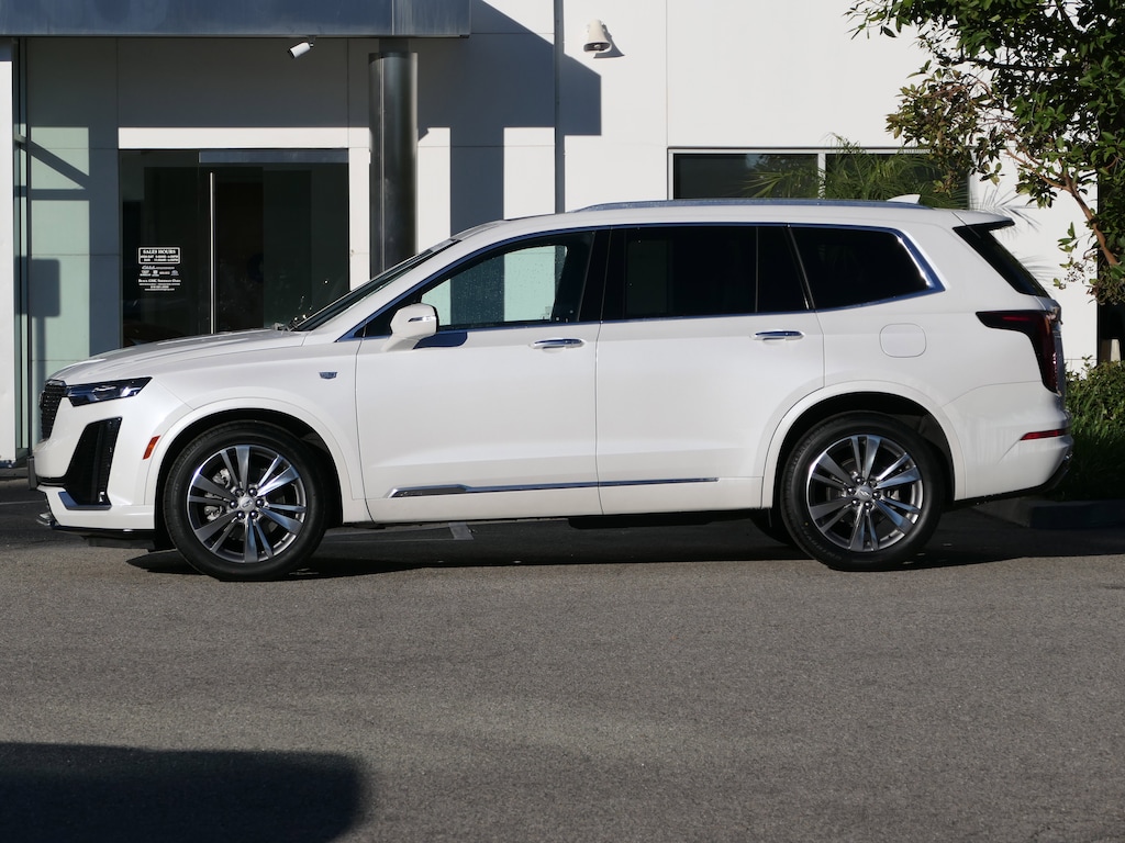 Used 2022 CADILLAC XT6 Premium Luxury SUV