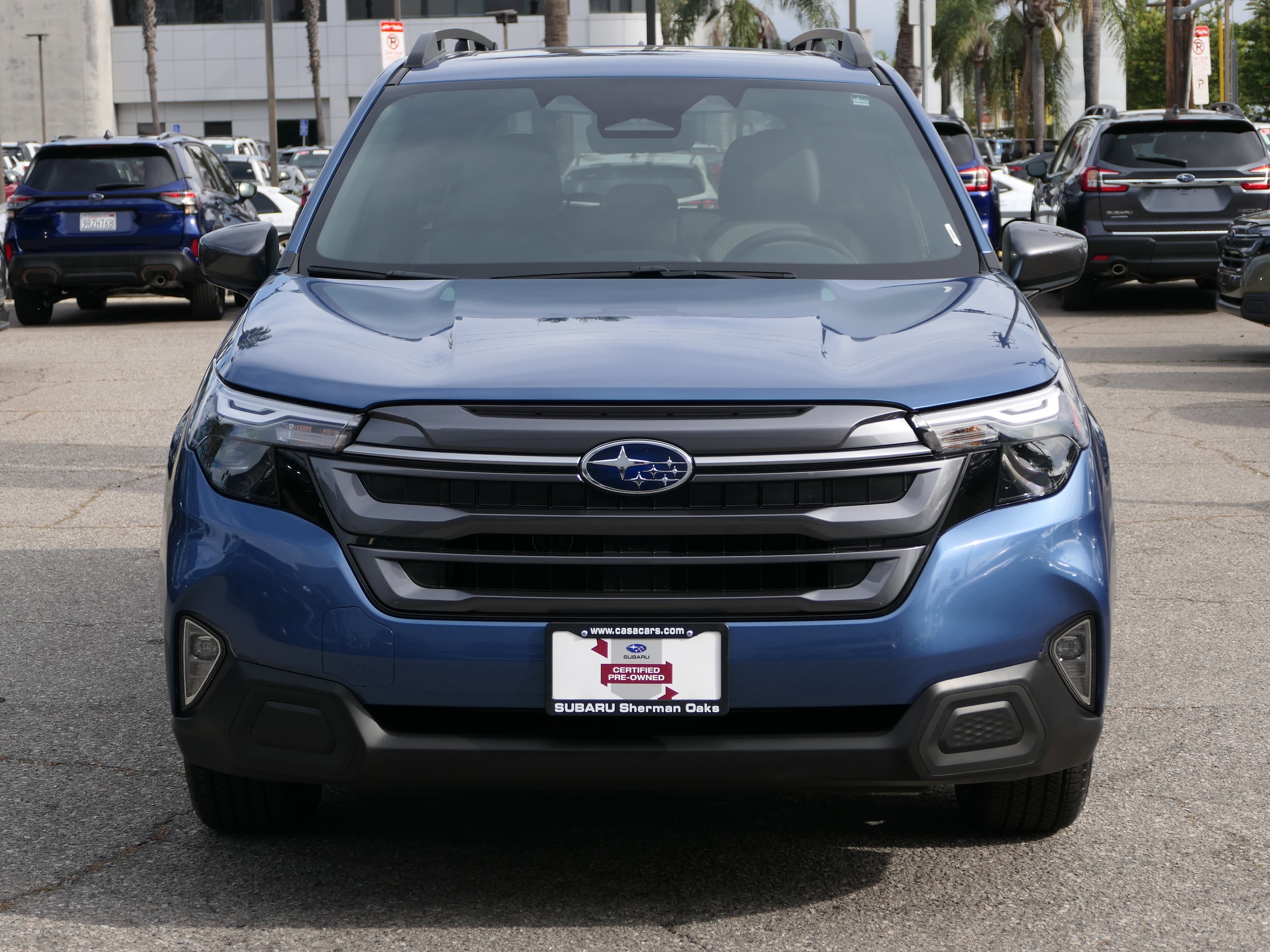 2025 Subaru Forester Premium photo 3