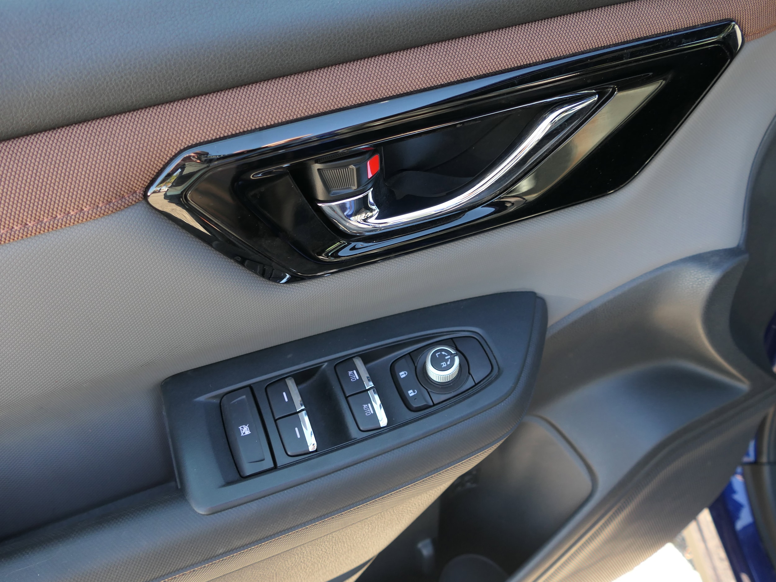 2025 Subaru Forester Sport - Photo 13