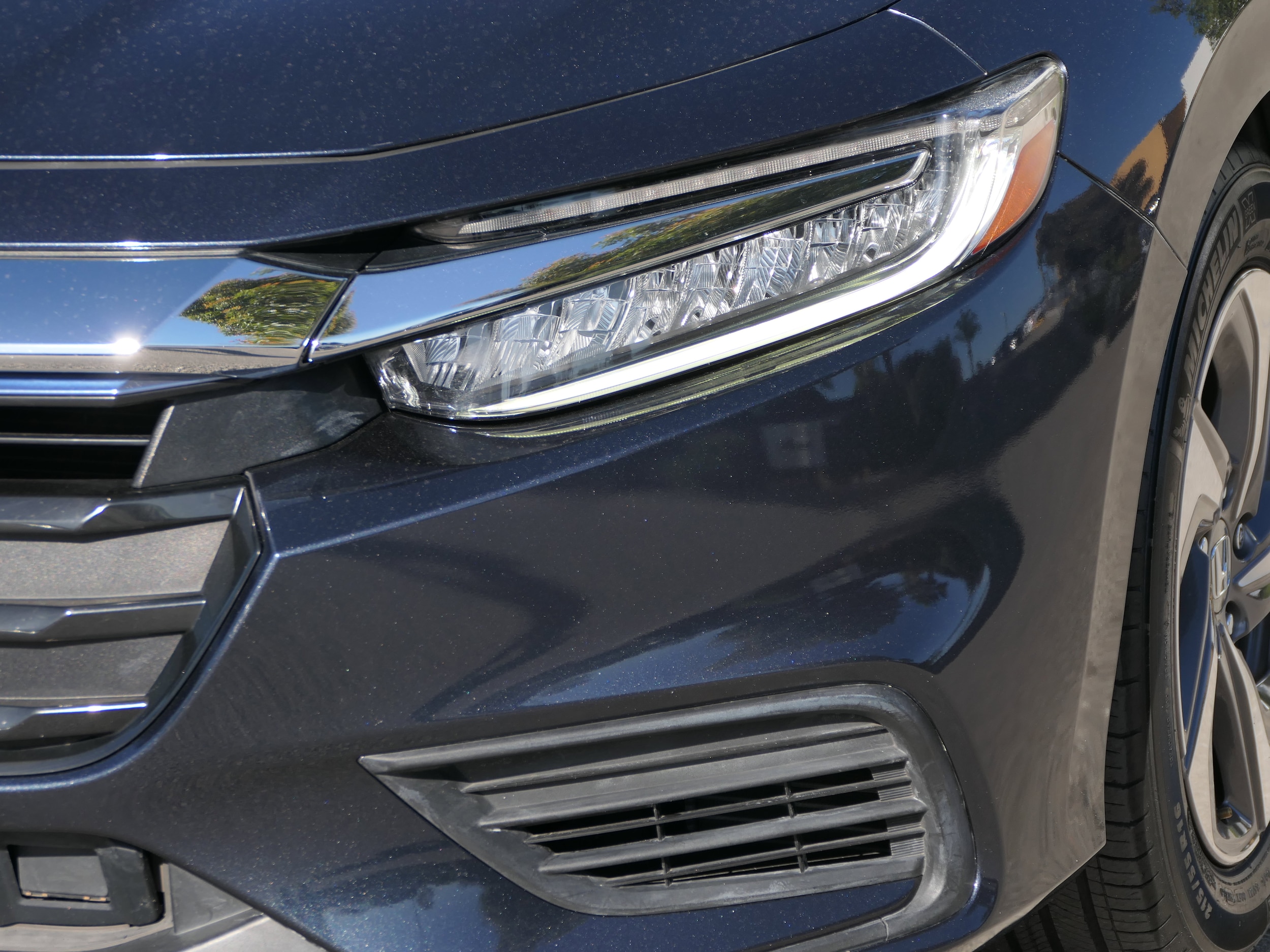 2019 Honda Insight EX photo 3