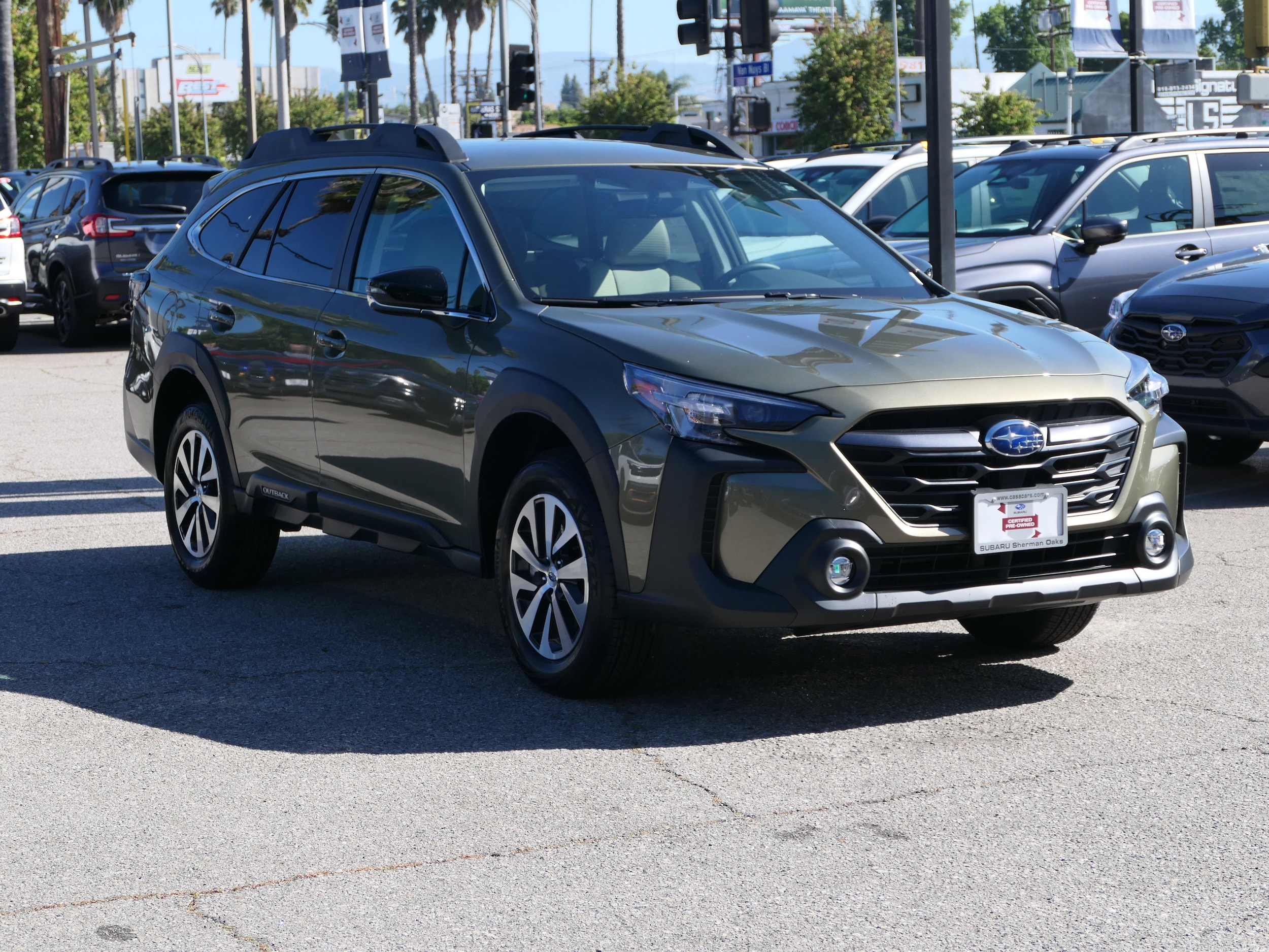 2025 Subaru Outback Premium photo 6