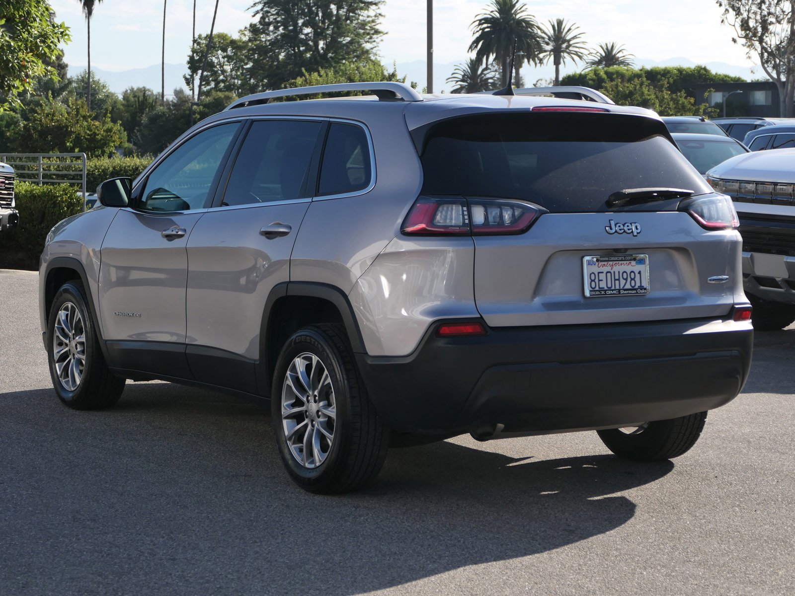 Used 2019 Jeep Cherokee Latitude Plus with VIN 1C4PJLLB0KD220096 for sale in Los Angeles, CA