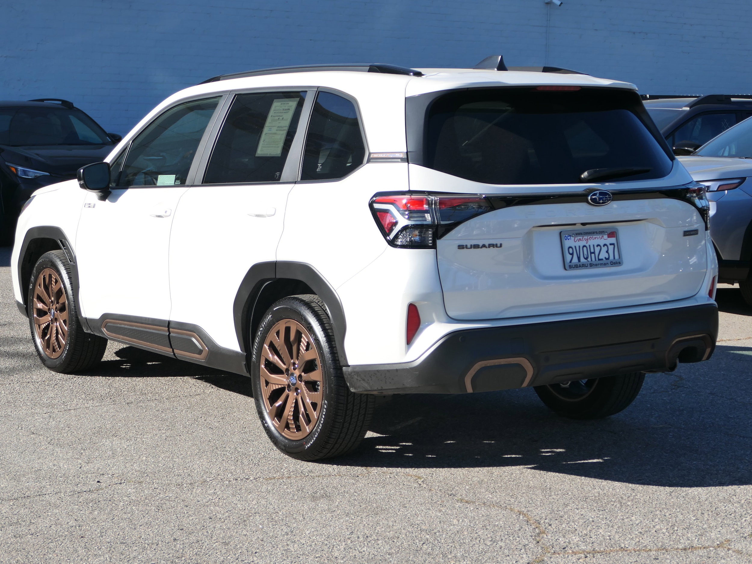 2025 Subaru Forester Sport Hybrid photo 2