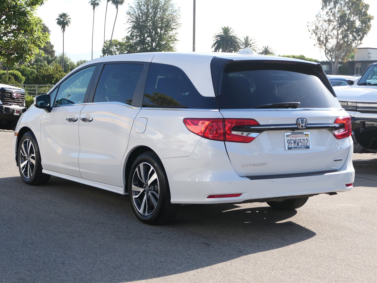 Used 2023 Honda Odyssey Touring with VIN 5FNRL6H84PB047135 for sale in Los Angeles, CA