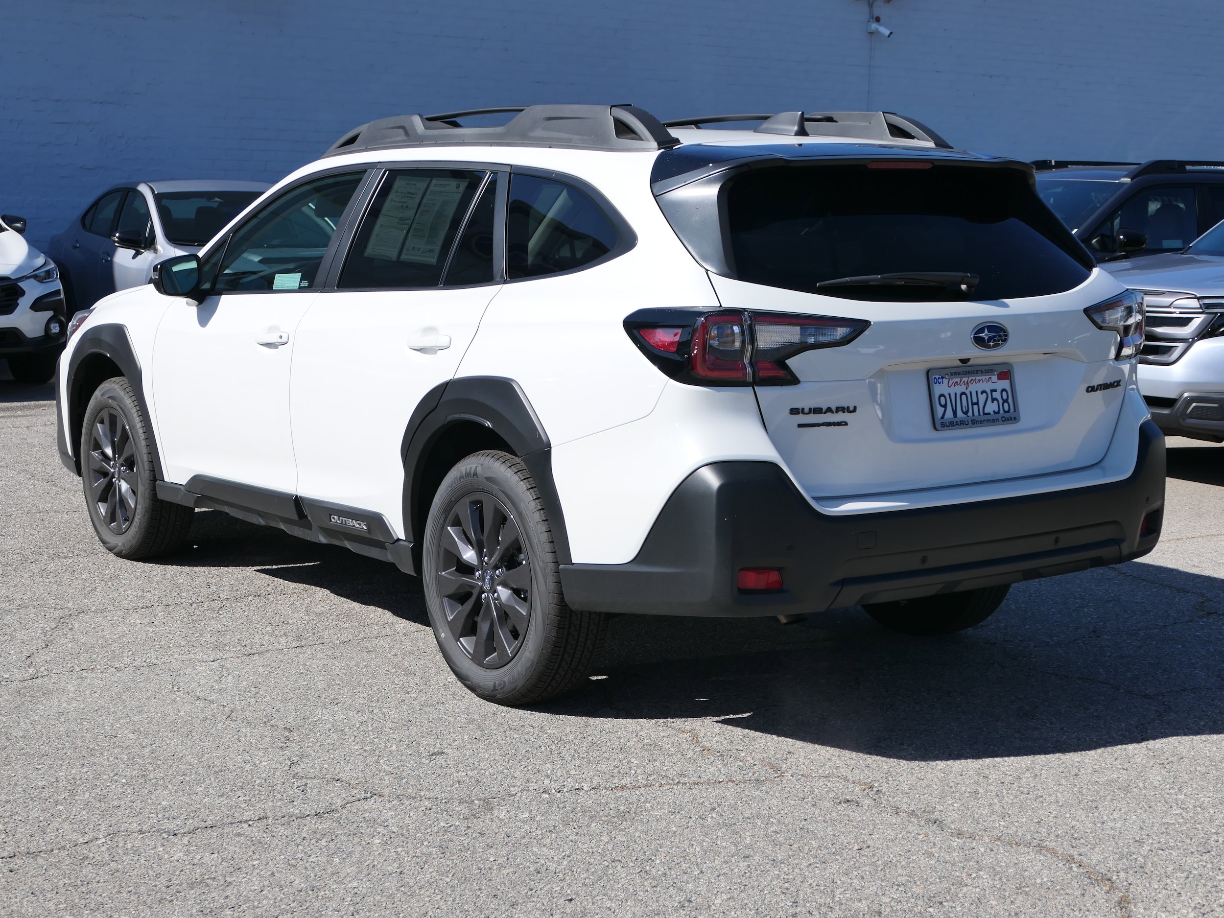 2025 Subaru Outback Onyx Edition photo 2